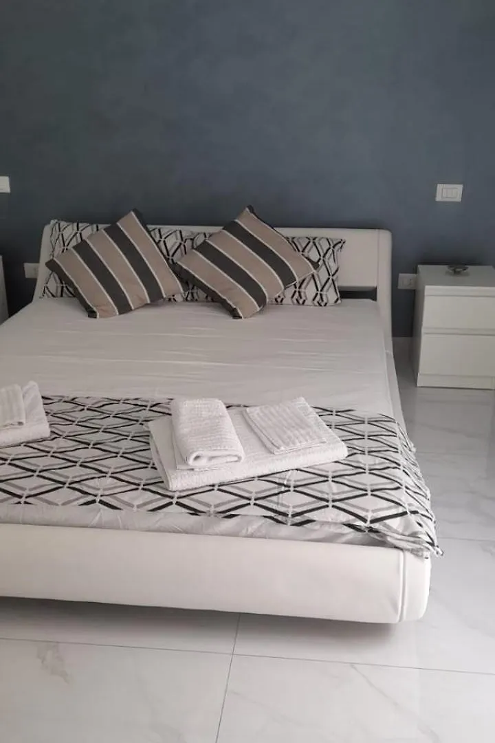 Blu Mare Apartment Avola